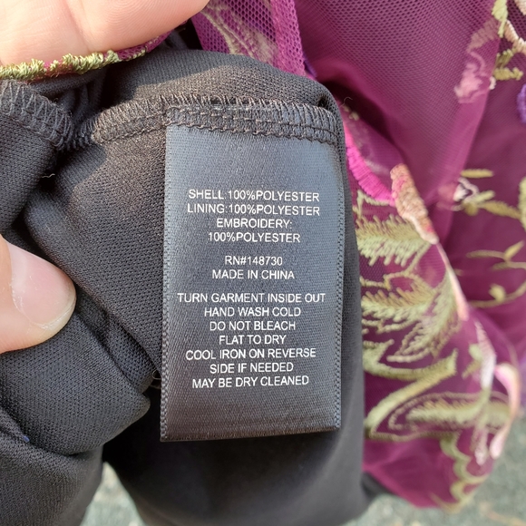 BEIGE BY ECI EMBROIDERED DRESS SIZE XL - Picture 8 of 8